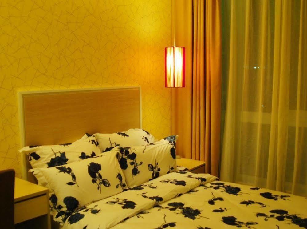 Hotel Super 8 Wenzhou Xingrong Zewnętrze zdjęcie